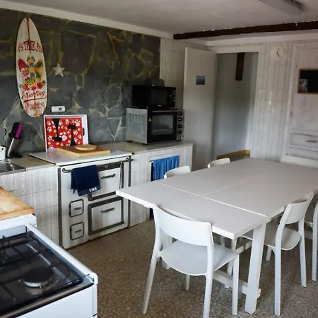 Casa Surfera, Sublime -arquitectura Sostenible بيت للعطل Naveces